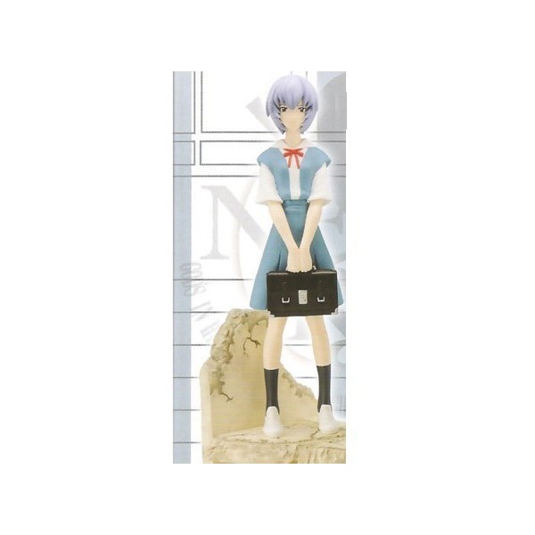 Rei Ayanami Colegio Figura Estatua
